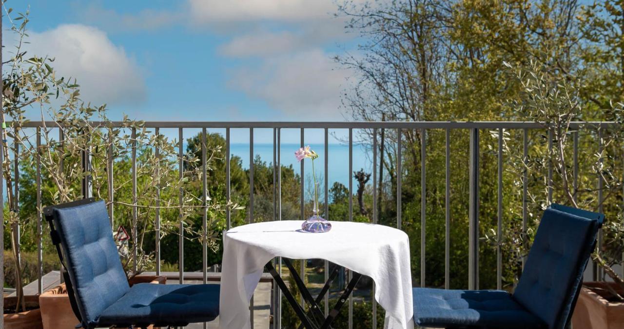 Fiorenzuola Bed & Breakfast Fiorenzuola di Focara Buitenkant foto